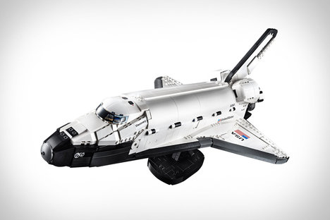 Lego NASA Space Shuttle Discovery Building Set Lego NASA Space Shuttle Discovery Building Set