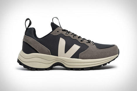 Veja Ventruri Alveomesh Moonrock运动鞋