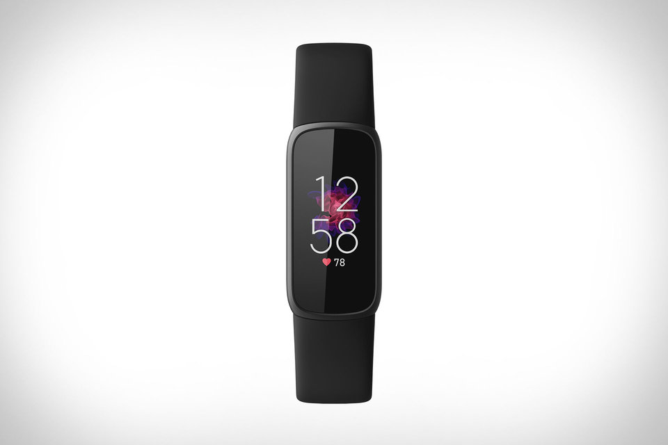 Fitbit Luxe Fitness Tracker | Uncrate
