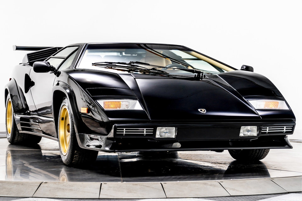 1988 Lamborghini Countach 5000 Quattrovalvole Coupe | Uncrate