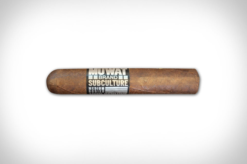 Muwat Nightcrawler Cigar | Uncrate