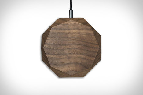 Station de chargement sans fil en noyer