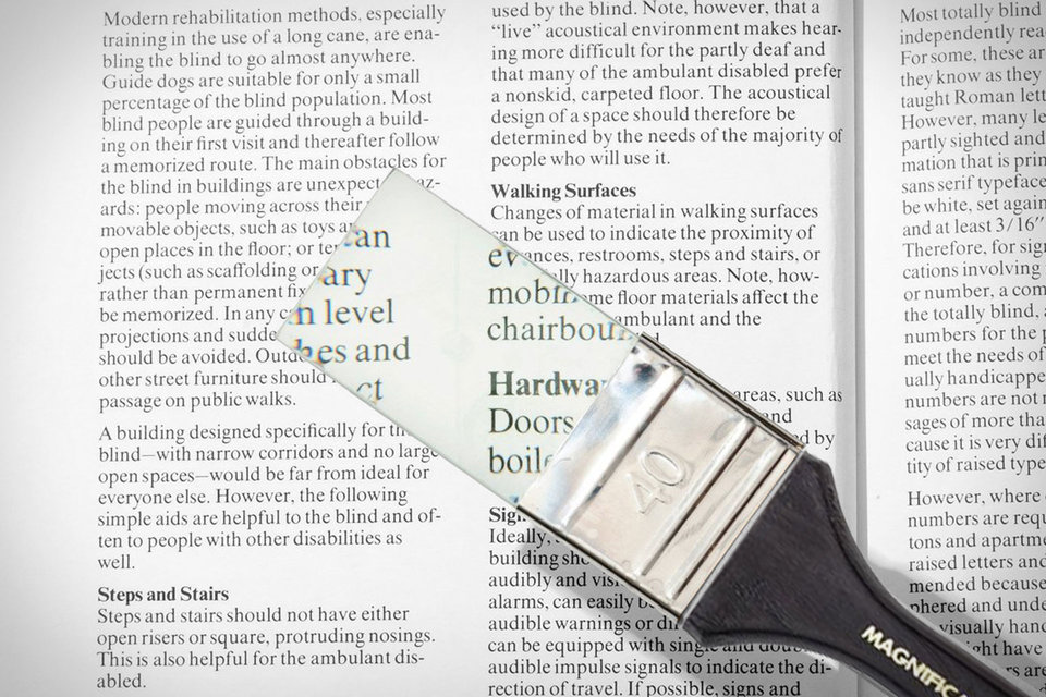 Handheld Magnifying Glass | Uncrate