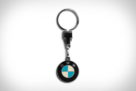 Mr. Cupps x Uncrate Vintage White Propeller Keychain Mr. Cupps x Uncrate Vintage White Propeller Keychain