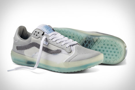 Vans EVDNT UltimateWaffle Shoe