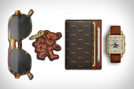 Everyday Carry: Dancing Bear Everyday Carry: Dancing Bear
