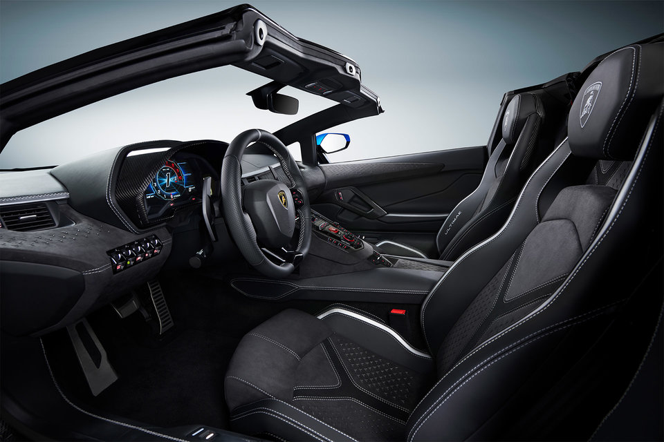 Lamborghini Aventador LP 780-4 Ultimae Coupe | Uncrate