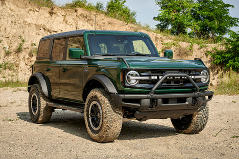 2022 Eruption Green Ford Bronco SUV 2022 Eruption Green Ford Bronco SUV