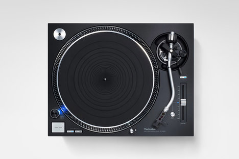Technics SL-1210GR Turntable Technics SL-1210GR Turntable