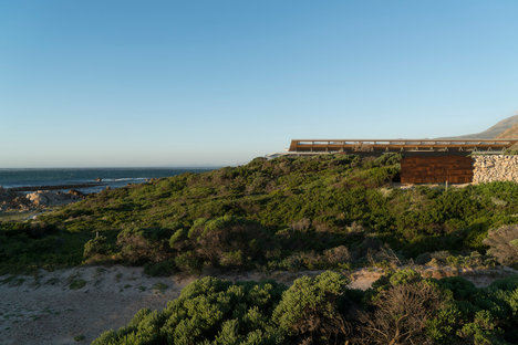 Retraite au bord de la plage du Cap occidental