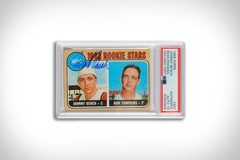 1968 Topps Johnny Bench Autographed Rookie Card 1968 Topps Johnny Bench Autographed Rookie Card