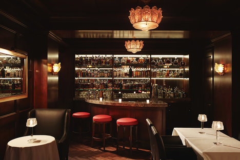 The Maybourne Beverly Hills Cigar & Whiskey Bar The Maybourne Beverly Hills Cigar & Whiskey Bar