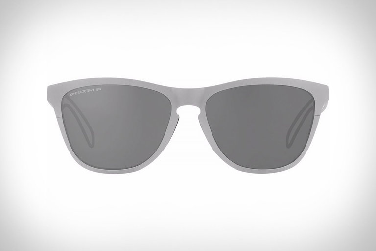 Oakley Frogskins Titanium Sunglasses