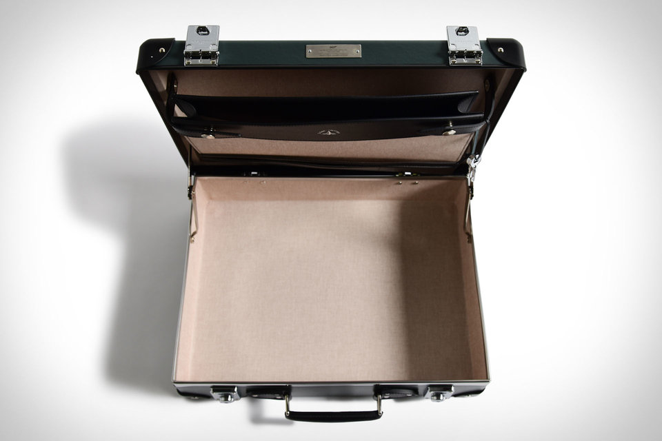 globe-trotter-no-time-to-die-attache-uncrate
