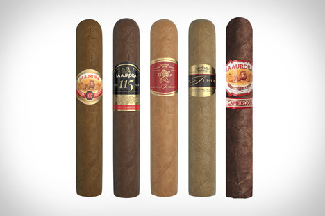 Paquete de muestra de los más vendidos de cigarros La Aurora