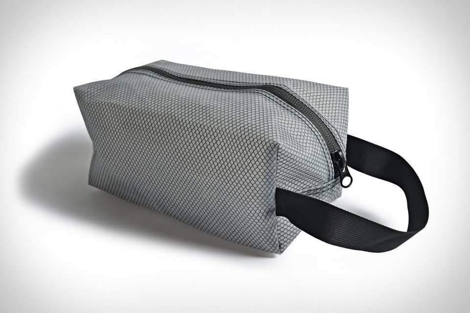 Dyneema Dopp Kit | Uncrate