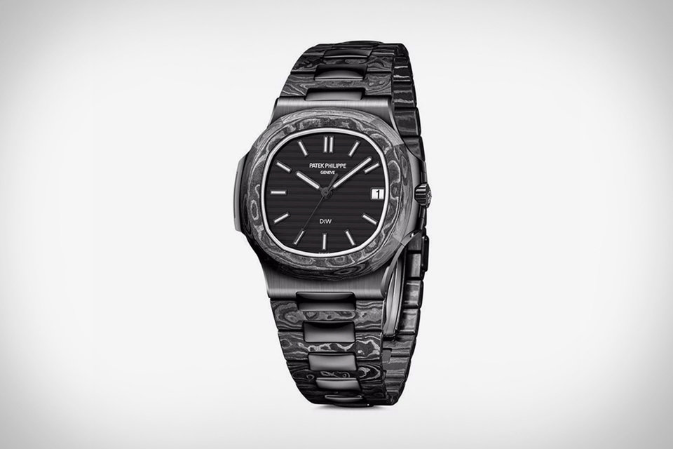 Reloj Designa Individual Patek Philippe Nautilus Negro Grail | Uncrate