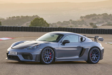 Porsche 718 Cayman GT4 RS Coupe Porsche 718 Cayman GT4 RS Coupe