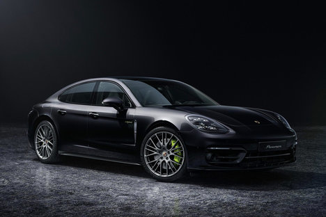 2022 Porsche Panamera Platinum Edition Sedan 2022 Porsche Panamera Platinum Edition Sedan