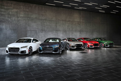 2022 Audi TT RS Heritage Edition Coupe 2022 Audi TT RS Heritage Edition Coupe