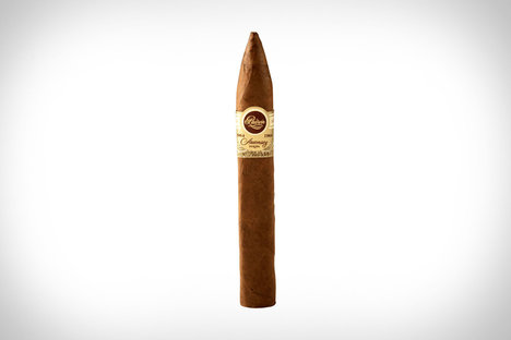 Padron 1964 Anniversary Series Natural Torpedo Cigar Padron 1964 Anniversary Series Natural Torpedo Cigar