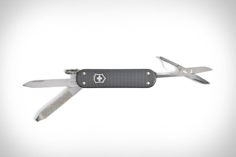 Victorinox Swiss Army Classic SD Alox 2022 LE