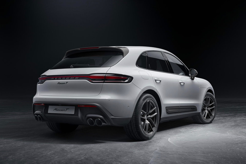 2023 Porsche Macan T SUV | Uncrate