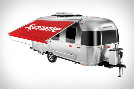 Supreme Airstream Travel Trailer Supreme Airstream Travel Trailer