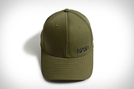 Alpha IndustriesNASAキャップ