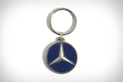 Mr. Cupps x Uncrate Vintage Blue Mercedes Benz Keychain Mr. Cupps x Uncrate Vintage Blue Mercedes Benz Keychain