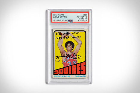 1972 Topps Julius Erving Autographed Rookie Card 1972 Topps Julius Erving Autographed Rookie Card