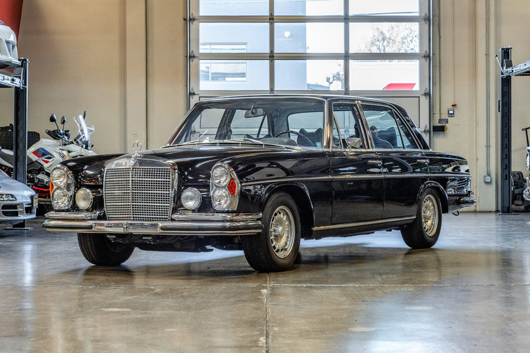 Steve McQueen's 1972 Mercedes-Benz 300 SEL Sedan