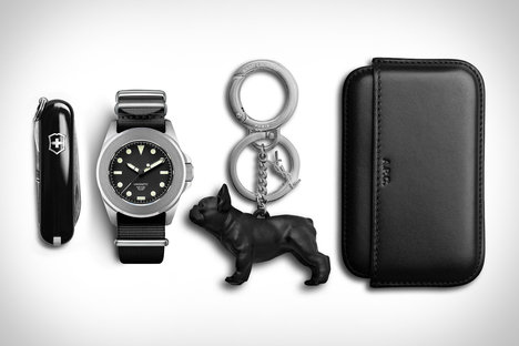 Everyday Carry: Bulldog Everyday Carry: Bulldog
