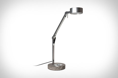 Houseplant Strut Lamp