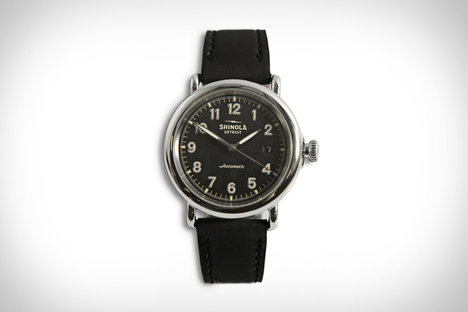 Shinola Runwell 自动手表