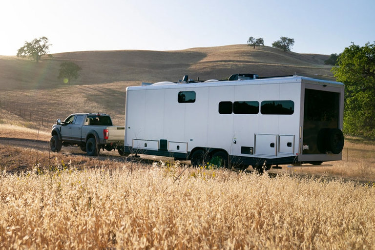 2023 Living Vehicle Camping Trailer