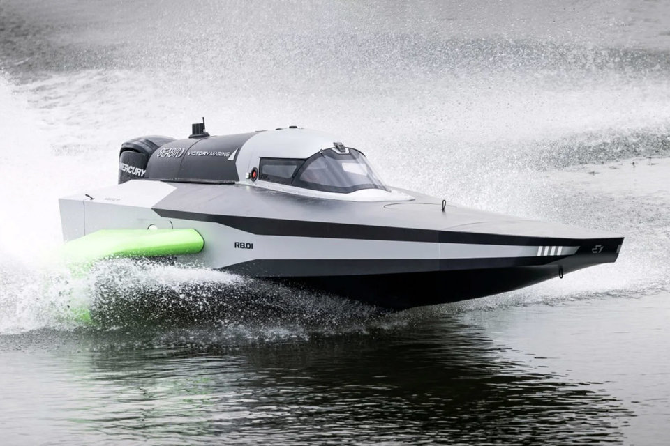 RaceBird Electric Powerboat | Uncrate