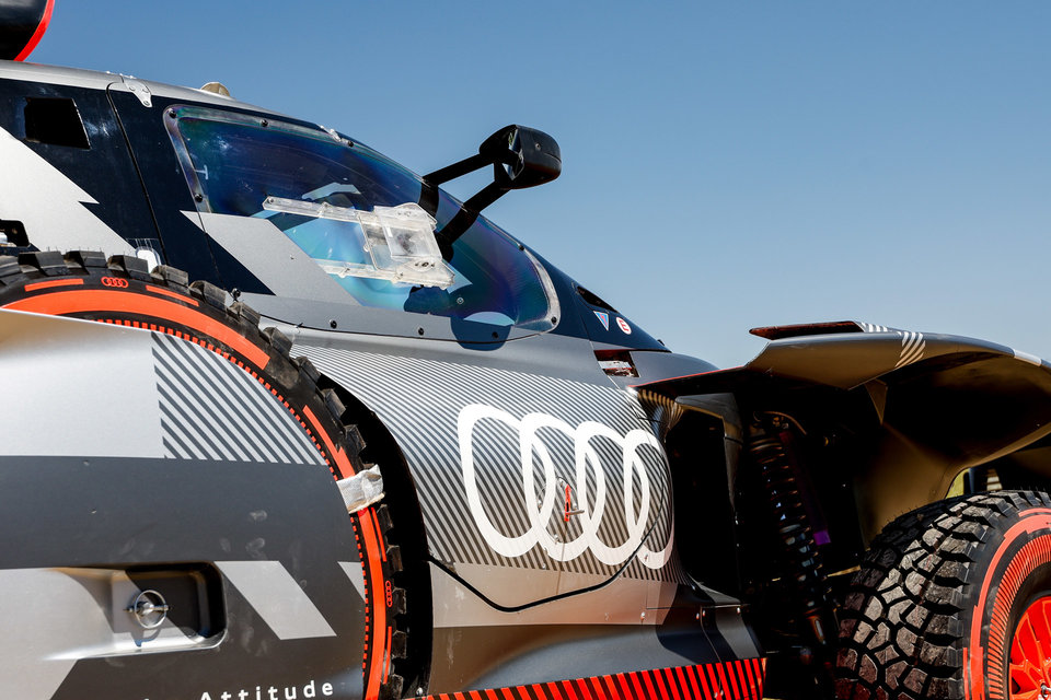 Audi RS Q e-tron E2 Rally Car | Uncrate