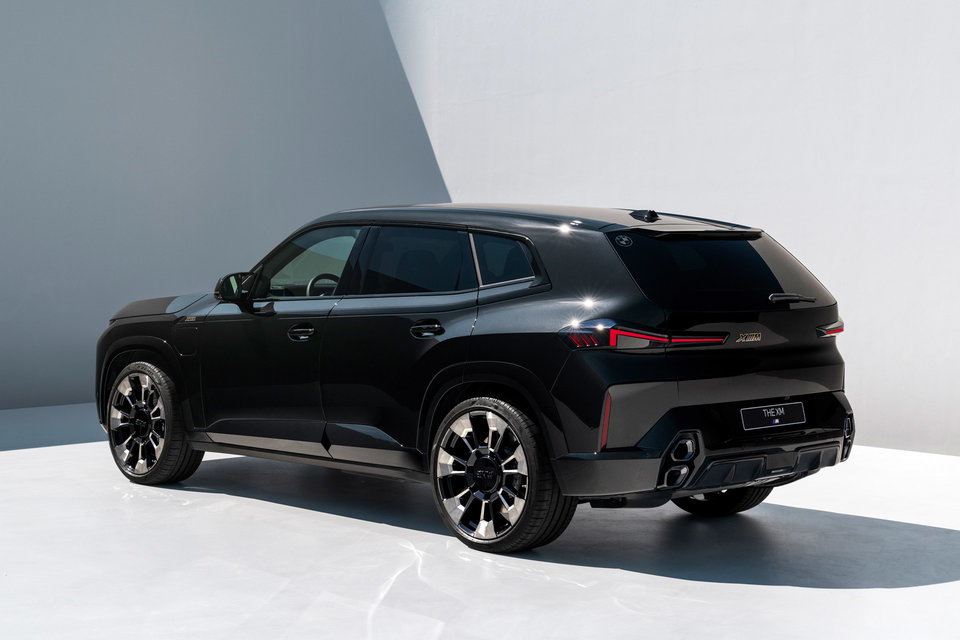 BMW XM SUV | Uncrate