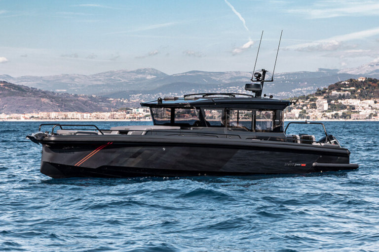 Brabus Shadow 900 Black Ops Superboat