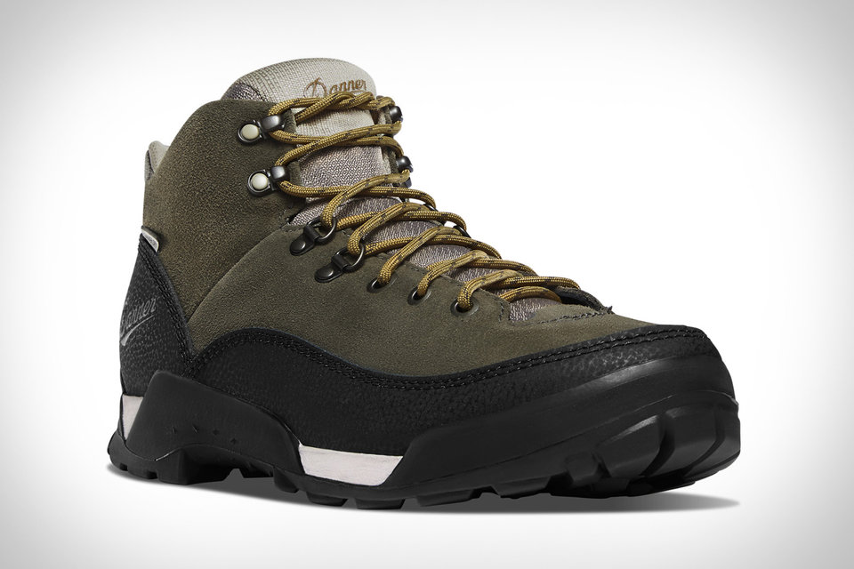 Danner Panorama Hiking Boots | Uncrate