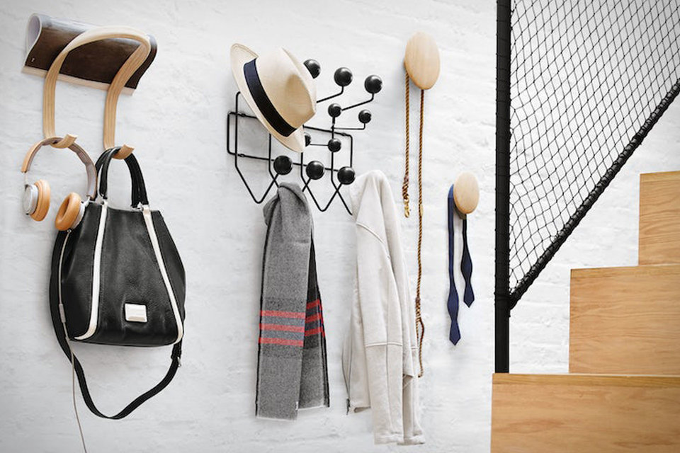 Eames Hang-It-All 衣帽架 | Uncrate