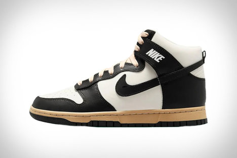 Nike Dunk Vintage Panda Sneakers Nike Dunk Vintage Panda Sneakers