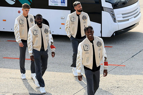 AC Milan x Off-White Collection AC Milan x Off-White Collection