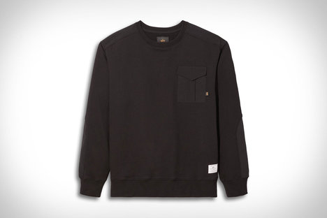 Alpha Industries Essential Pocket Crewneck Alpha Industries Essential Pocket Crewneck