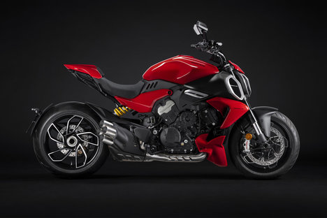 2023 Ducati Diavel V4 Motorcycle 2023 Ducati Diavel V4 Motorcycle