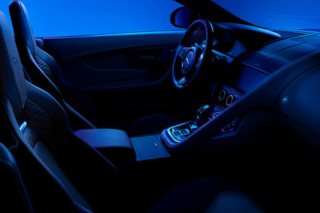 ジャガー F タイプ 75 クーペ &amp; コンバーチブル