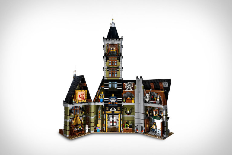 LEGO Haunted House