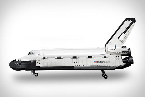 LEGO NASA Space Shuttle Discovery LEGO NASA Space Shuttle Discovery
