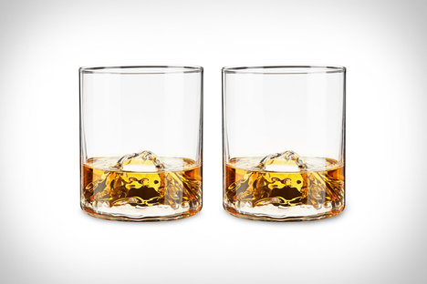 Mountain Peak Whiskey Glasses Set Mountain Peak Whiskey Glasses Set